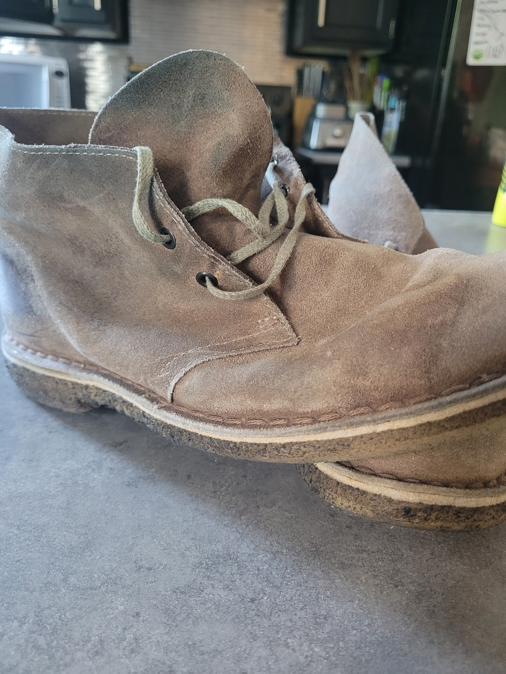 Clarks's Desert Boot -Men's Suede Chukka - Brown - Picture 1 of 4